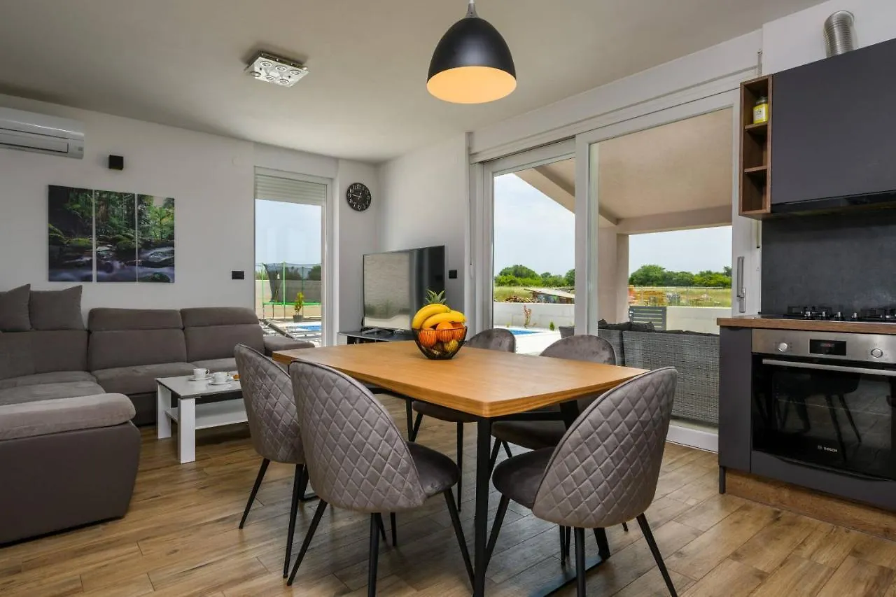 Vacation House Ana Fazana Croatia