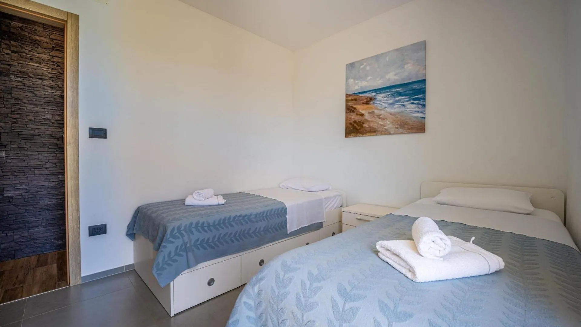 Vacation House Ana Fazana 0*,